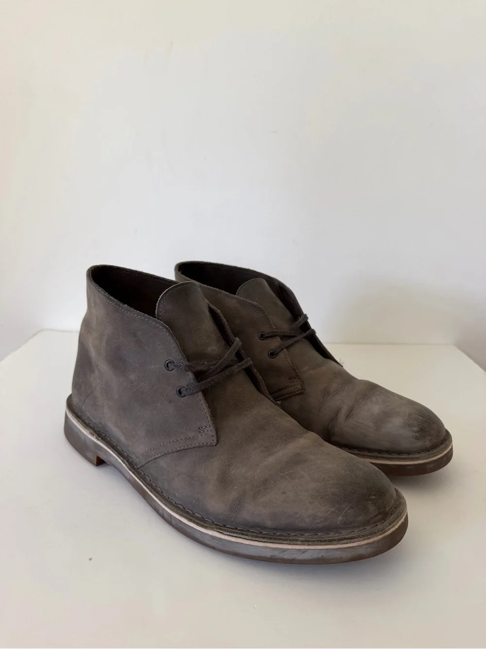 Clarks Desert Chukka Ankle Boots Mens 10.5  Nubuck Leather Gray